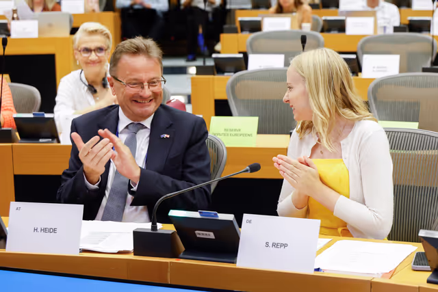 CULT - Voting session - Impact of social media and the online environment on young people