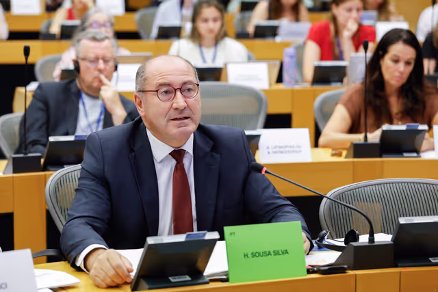 CULT - Voting session - Impact of social media and the online environment on young people