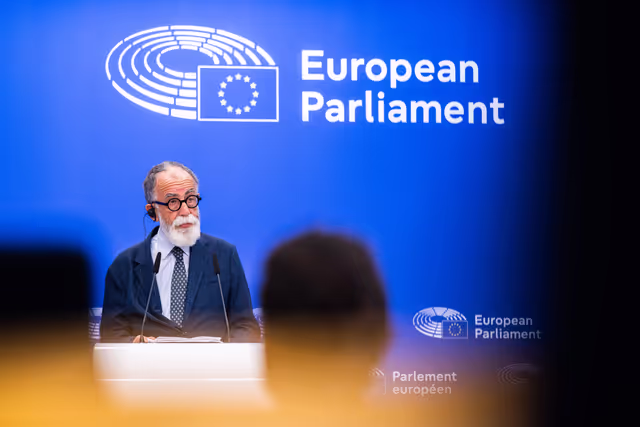 Press conference on Impact of social media on young people