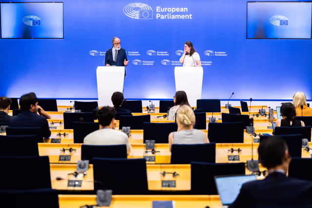 Press conference on Impact of social media on young people