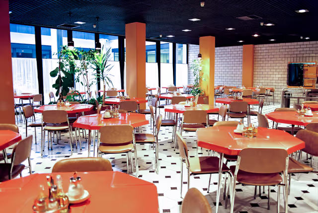 Billede 32: Kitchen and restaurant at the EP in Strasbourg.