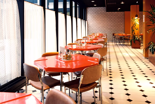 Billede 13: Kitchen and restaurant at the EP in Luxembourg.