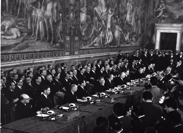 Photo 6 : Rome Treaty Signature 1957