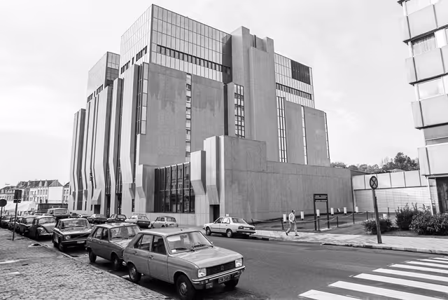 Fotografija 2: Outside view of the Conference Center ' Albert Borschette ' in the European district in Brussels