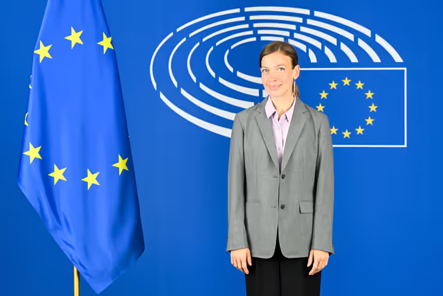 Suriet 1: EMPL Committee constitutive meeting